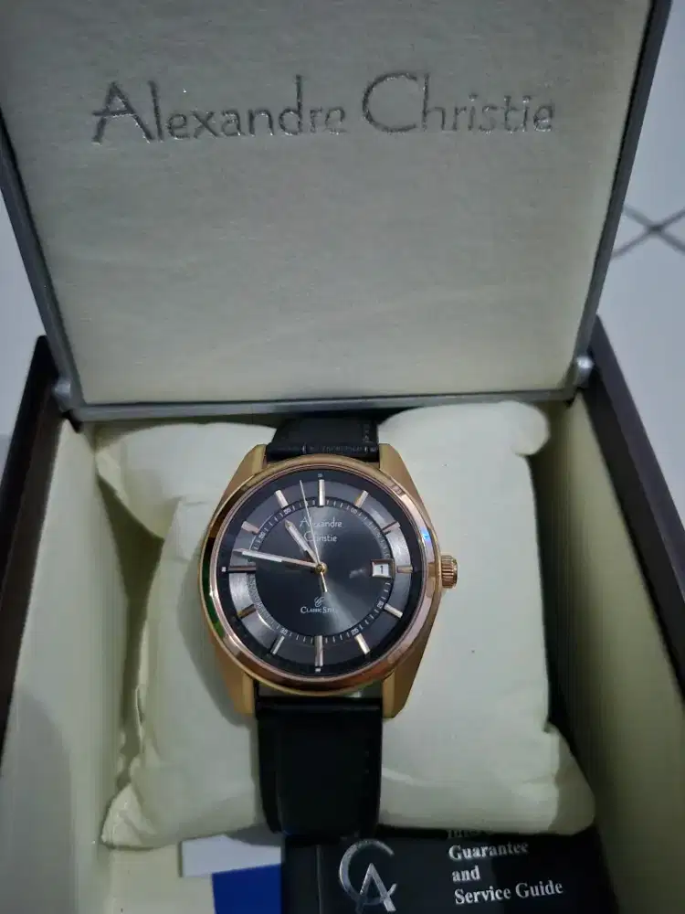 Alexander Christie AC 8695