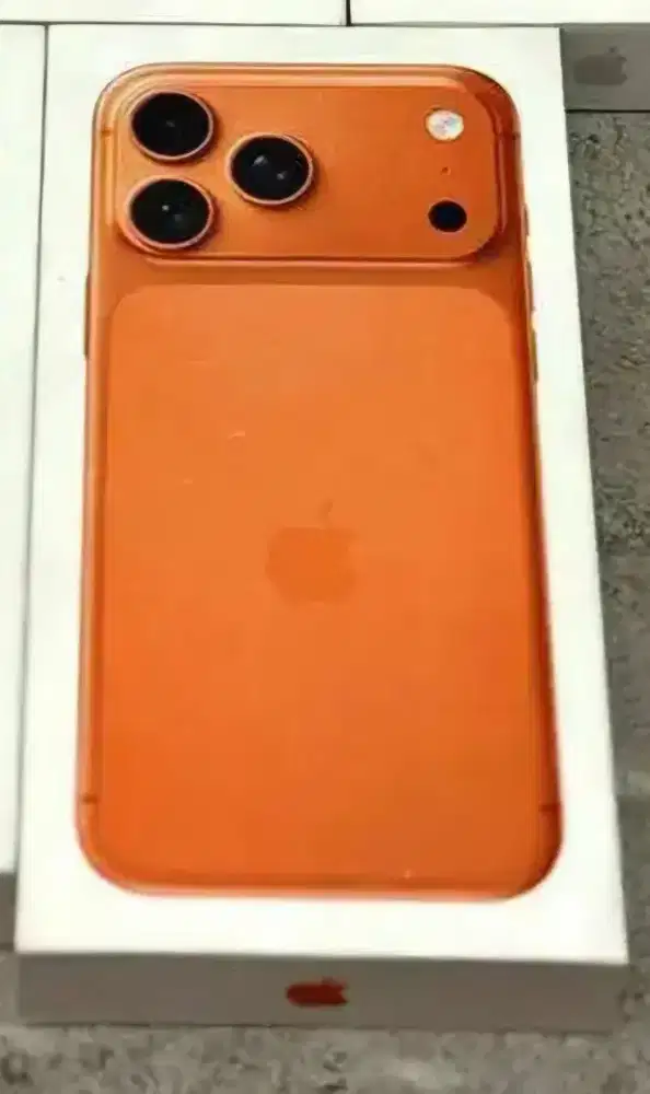 iPhone 17 Pro Max 256 NEW Orange