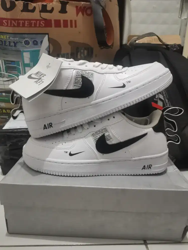 Sepatu Nike Uk 41 Putih