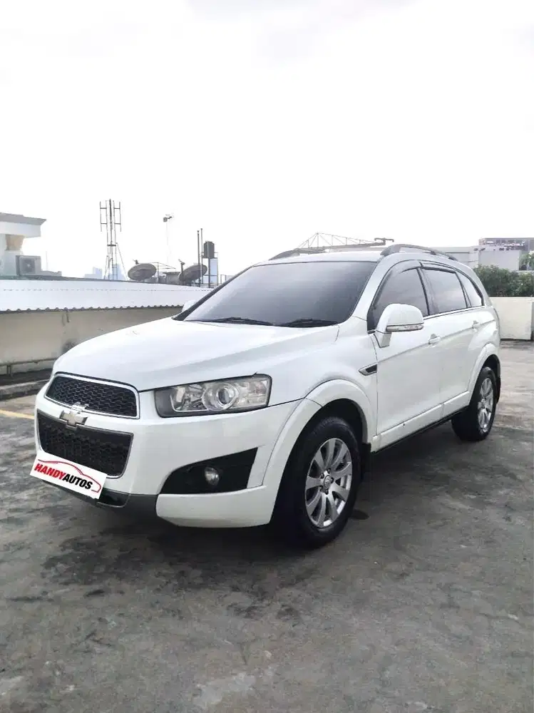 Chevrolet Captiva Bensin Facelift Tahun 2011 Automatic Putih Metalik