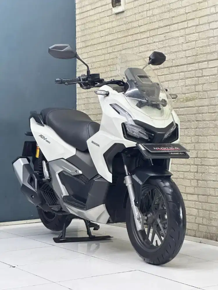 HONDA ADV 160 CBS 2023 - Chintia Mustika