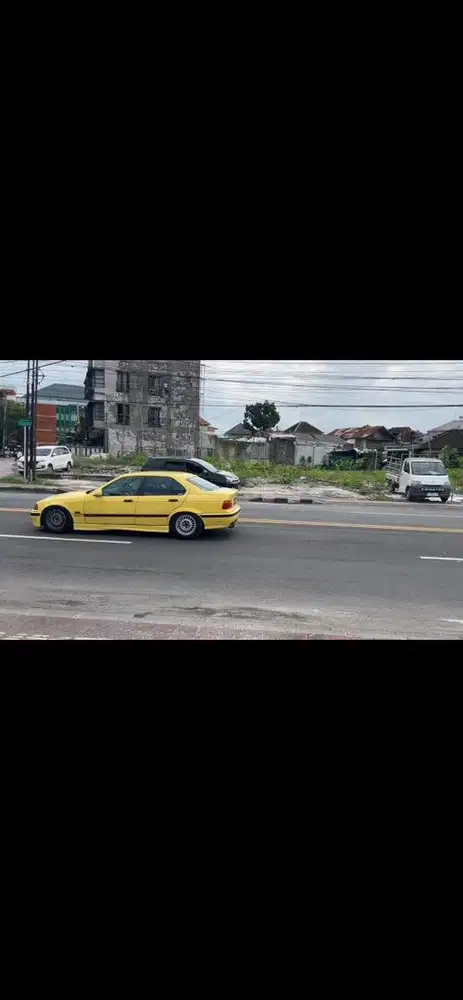 Tanah di sewakan jalan utama mahendradatta