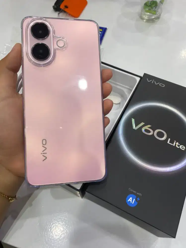 Vivo V60lite 8+8/256gb