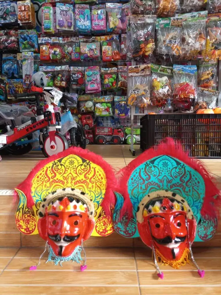 mainan anak topeng reog betawi