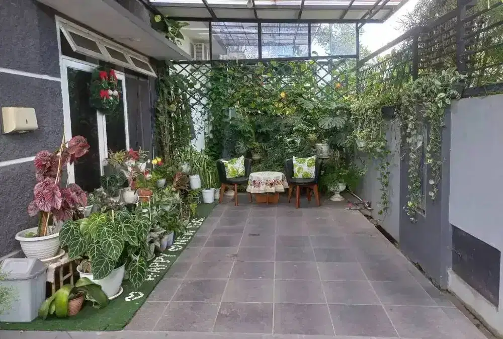 Rumah Mewah Majapahit Transmart Jember