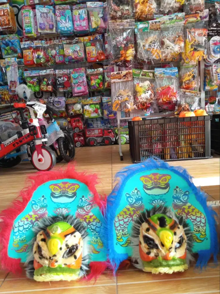 mainan anak topeng reog barongsai