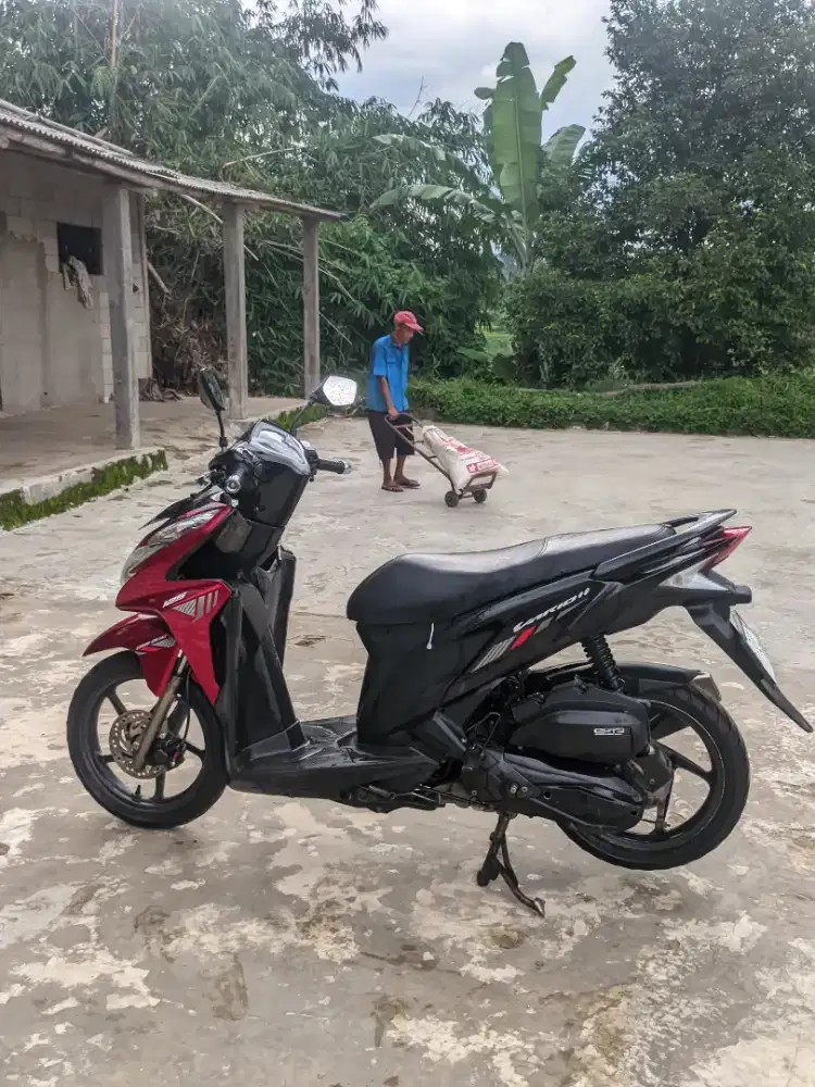 Honda vario 125 ( kzr )