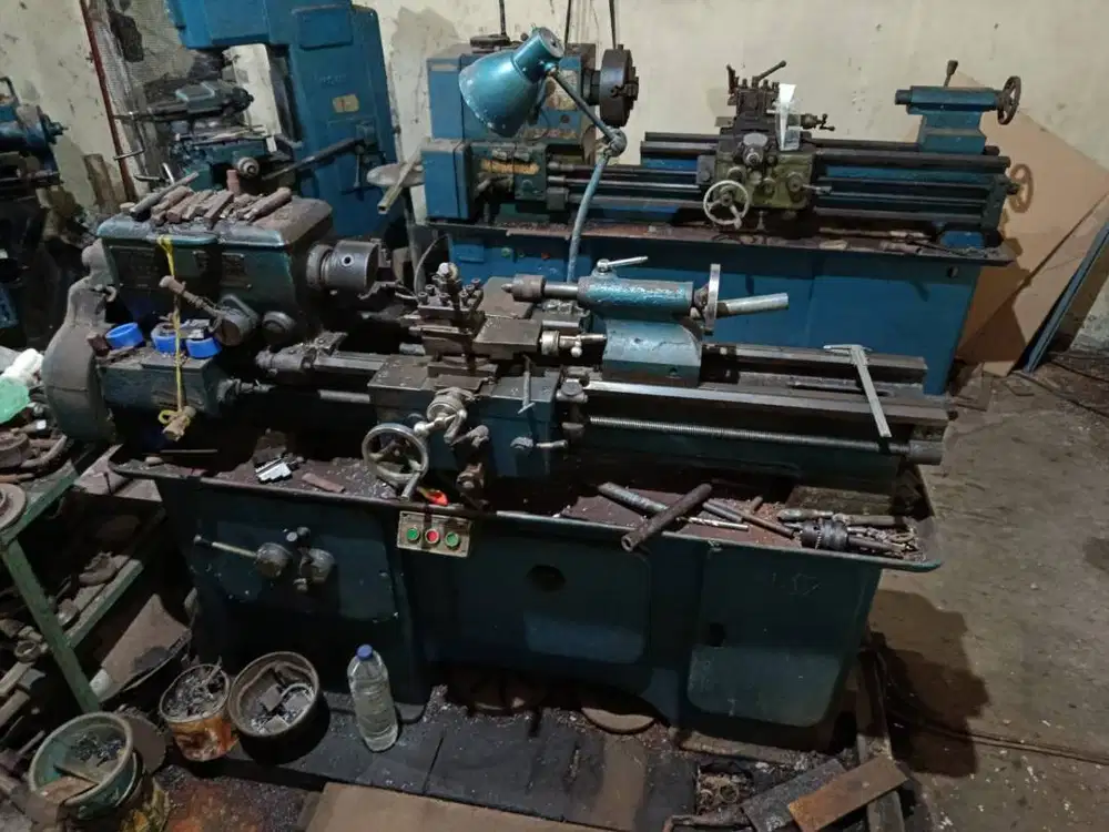 Mesin Bubut C6127 750mm ️Shanghai Siap Kerja