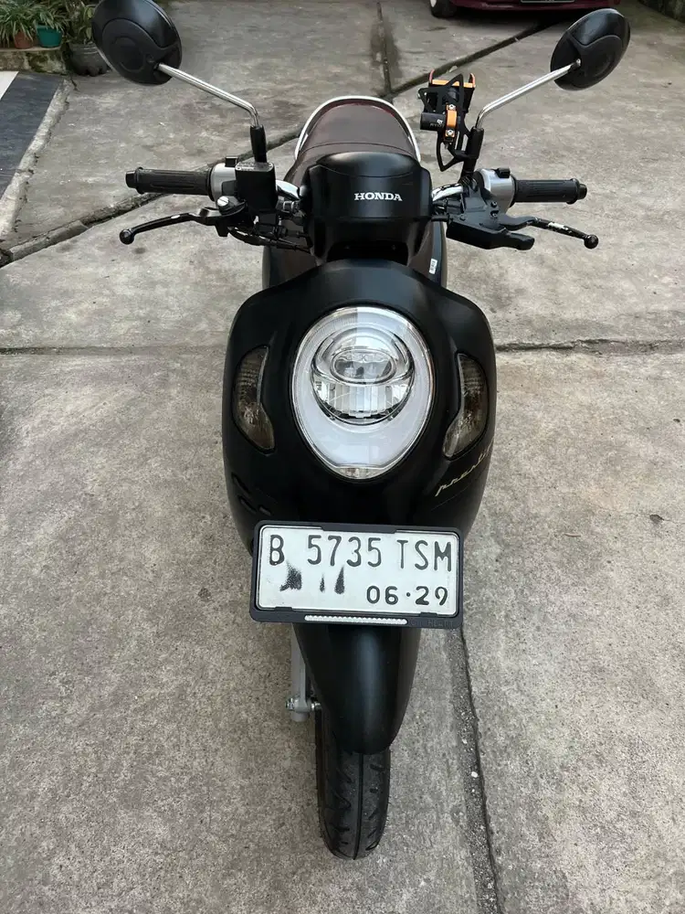 Jual honda scopy prestige 2024,hitam doff.pajak hidup kondisi mulus.