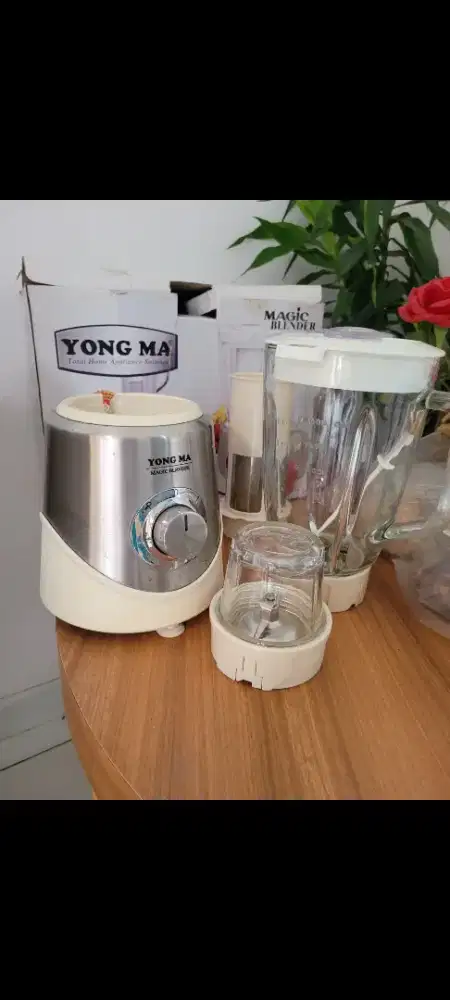 BLENDER KACA merk YONGMA