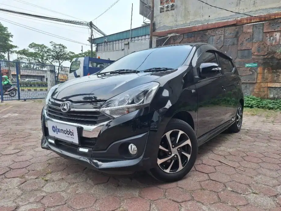 Pajak Panjang Daihatsu Ayla  1.2 R Bensin-MT 2019 Hitam
