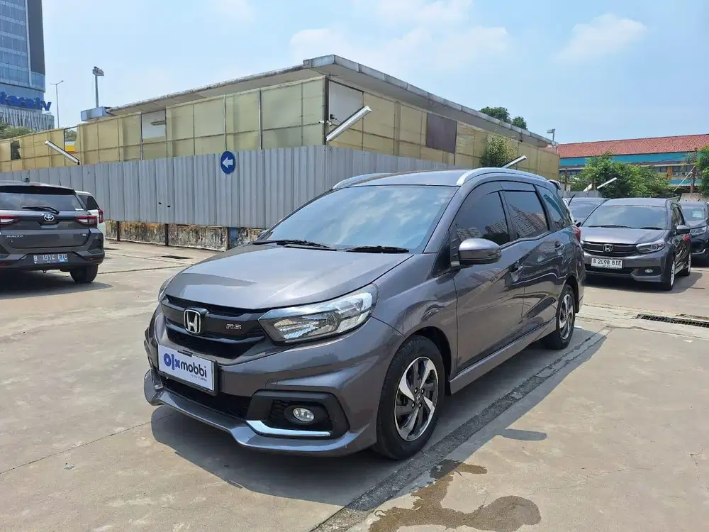 Pajak Panjang - Honda Mobilio 1.5 RS Bensin-AT 2018