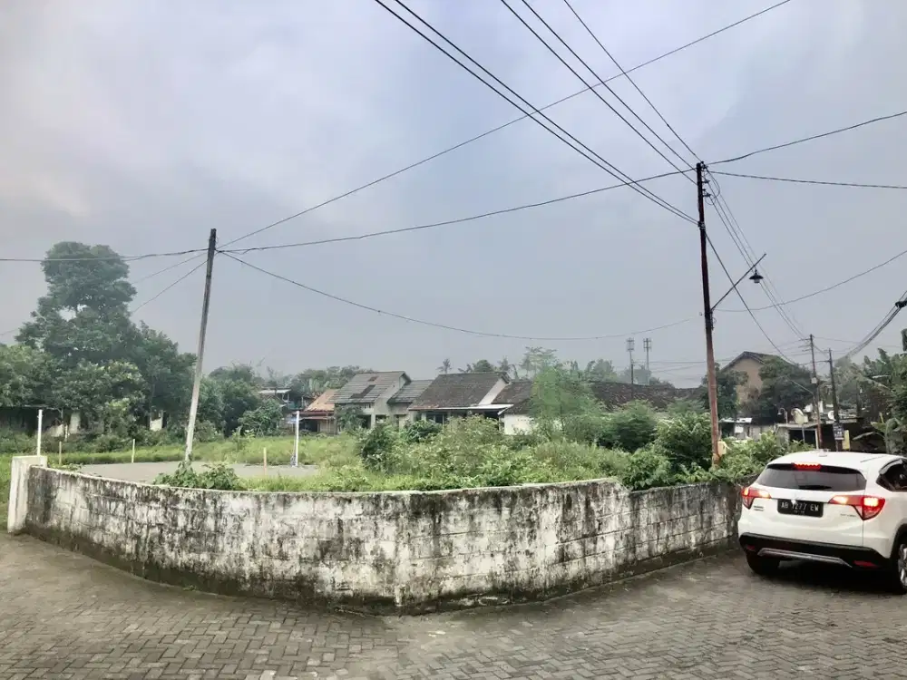 Tlogoadi, Tanah Sleman Jogja, dekat SDN Tlogoadi