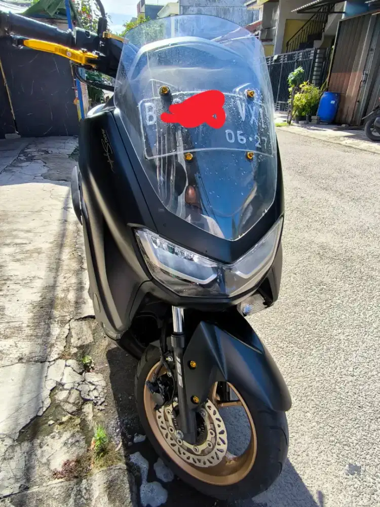 New Nmax 155 standard hitam bekas sip tinggal pake km17.000an