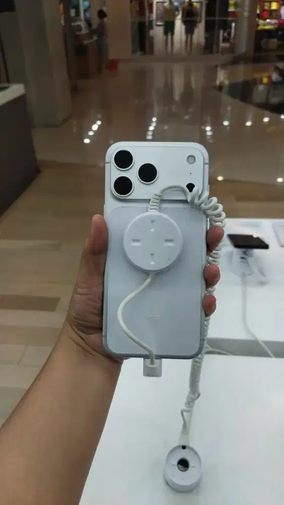 PROMO BUNGA RINGAN IPHONE 17 PRO MAX 512