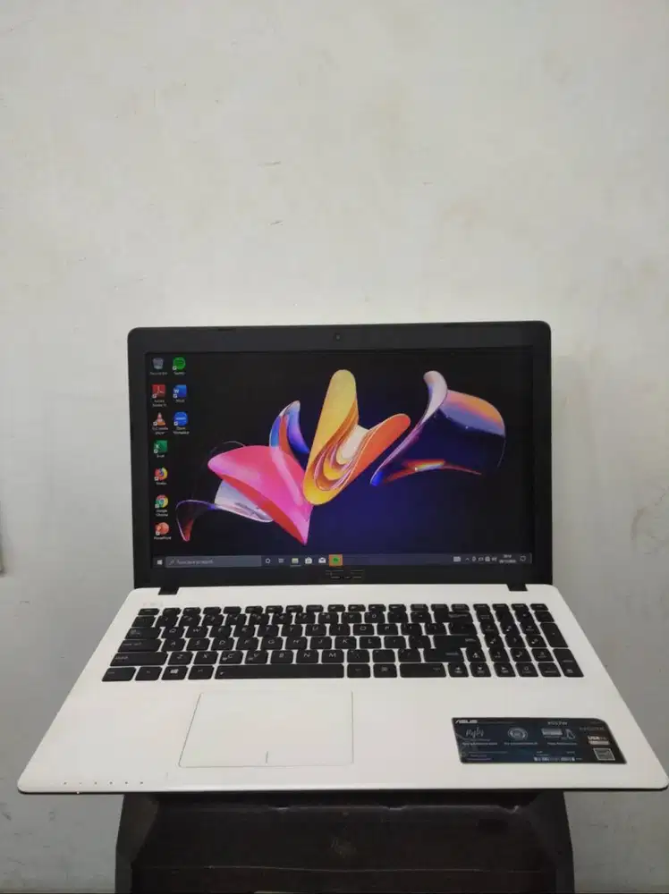 Laptop asus bekas