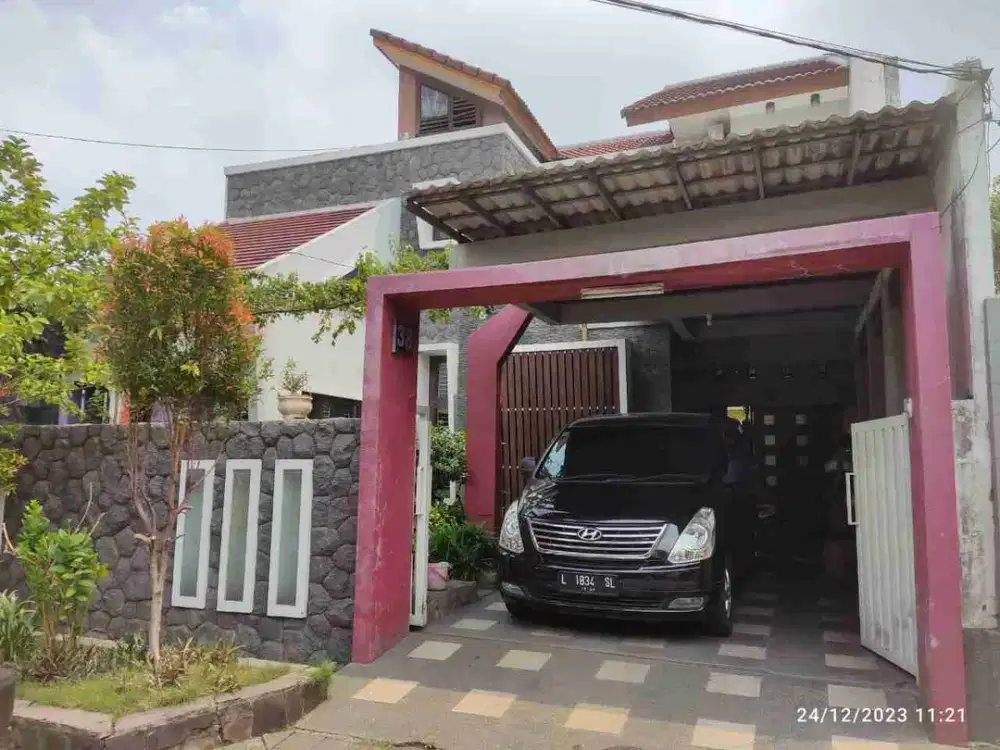 Rumah Mewah Lokasi Gayungsari Surabaya