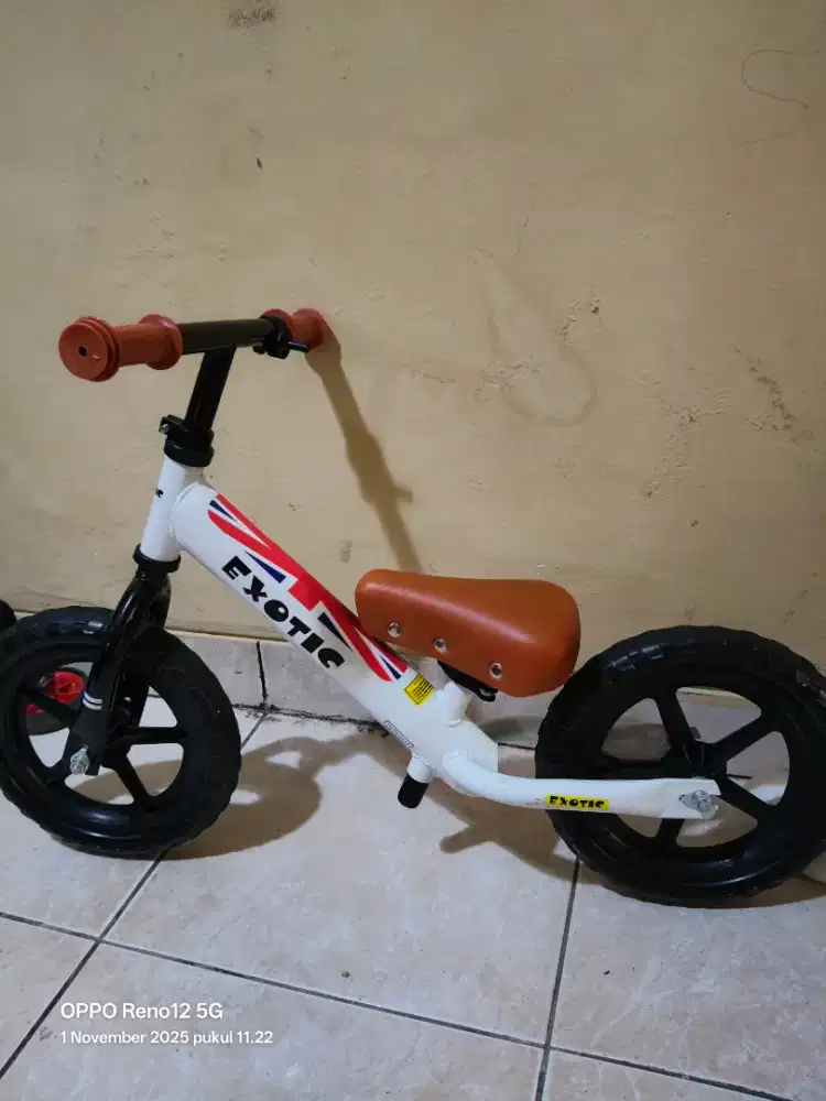Sepeda anak roda 2 merek exotic