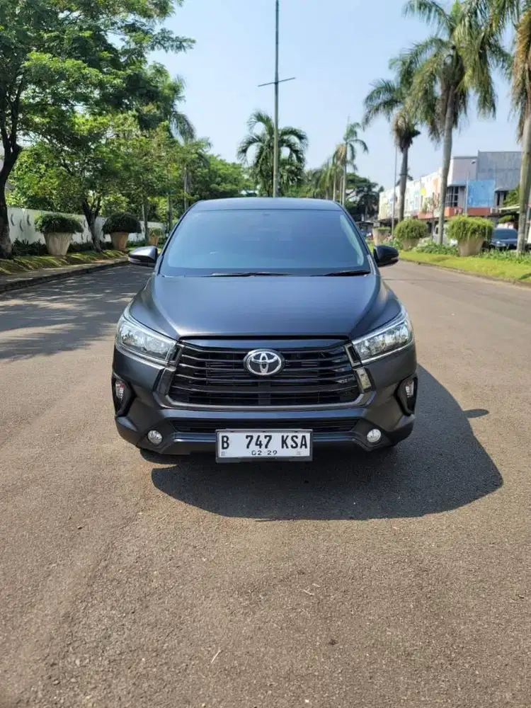 KIJANG INNOVA G  HITAM 2,4 DISEL METIC 2023-2024