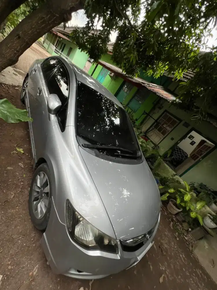 Dijual Mobil Honda Civic Tahun 2011 Kondisi Mulus