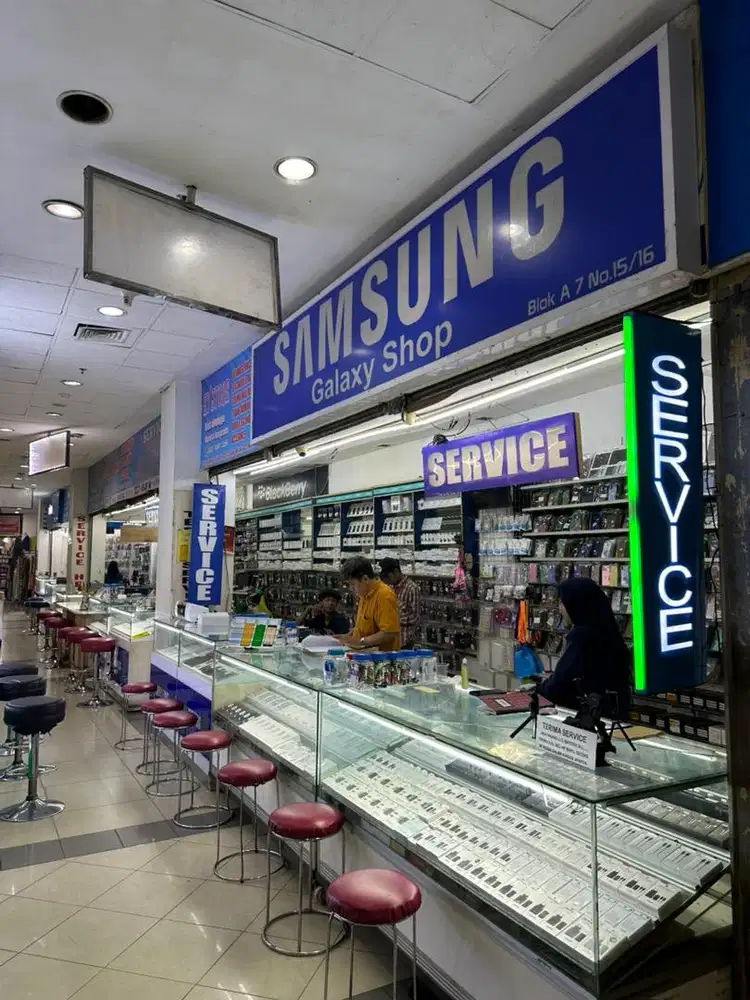 DI BACA DULU !! DICARI KARYAWAN/KARYAWATI JAGA KONTER HP !!