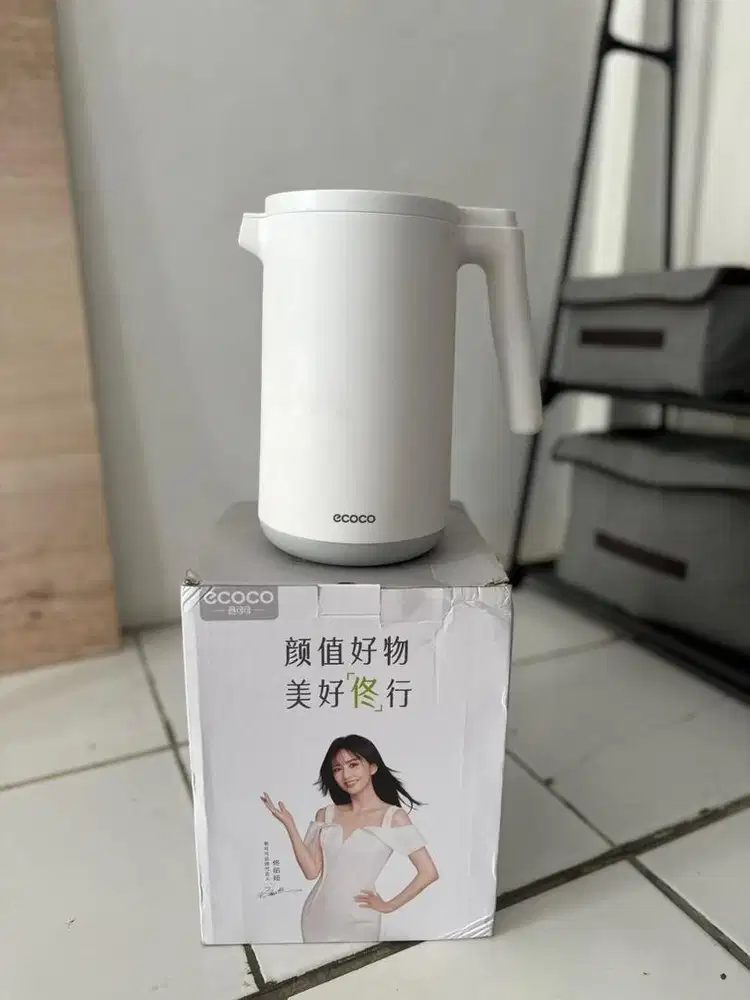 Termos air panas merek ecoco