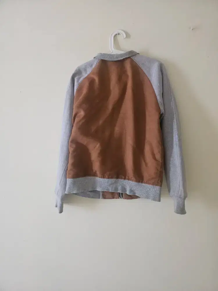 Jaket unisex merk alaric