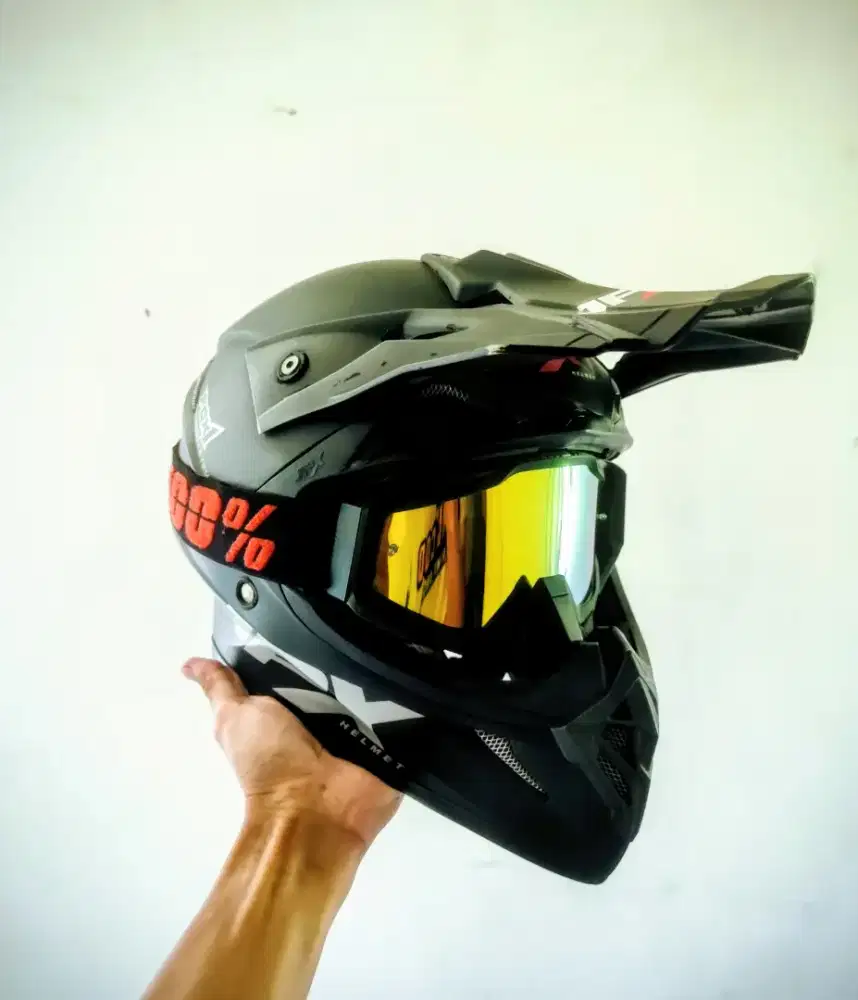 Helm Motocross JPX Fox 1 + Gogle