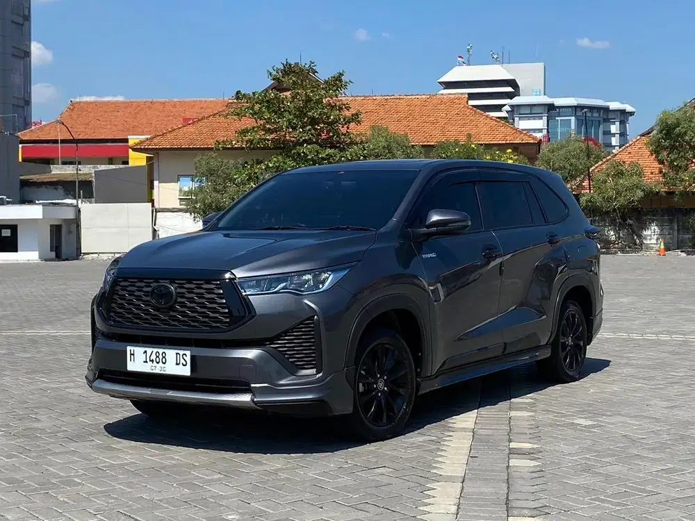 ZENIX V HYBRID MODELISTA 2023