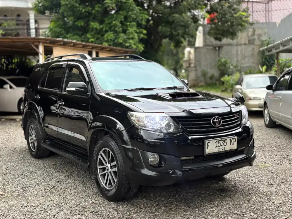 TOYOTA FORTUNER G TRD VNT MT DIESEL 2013