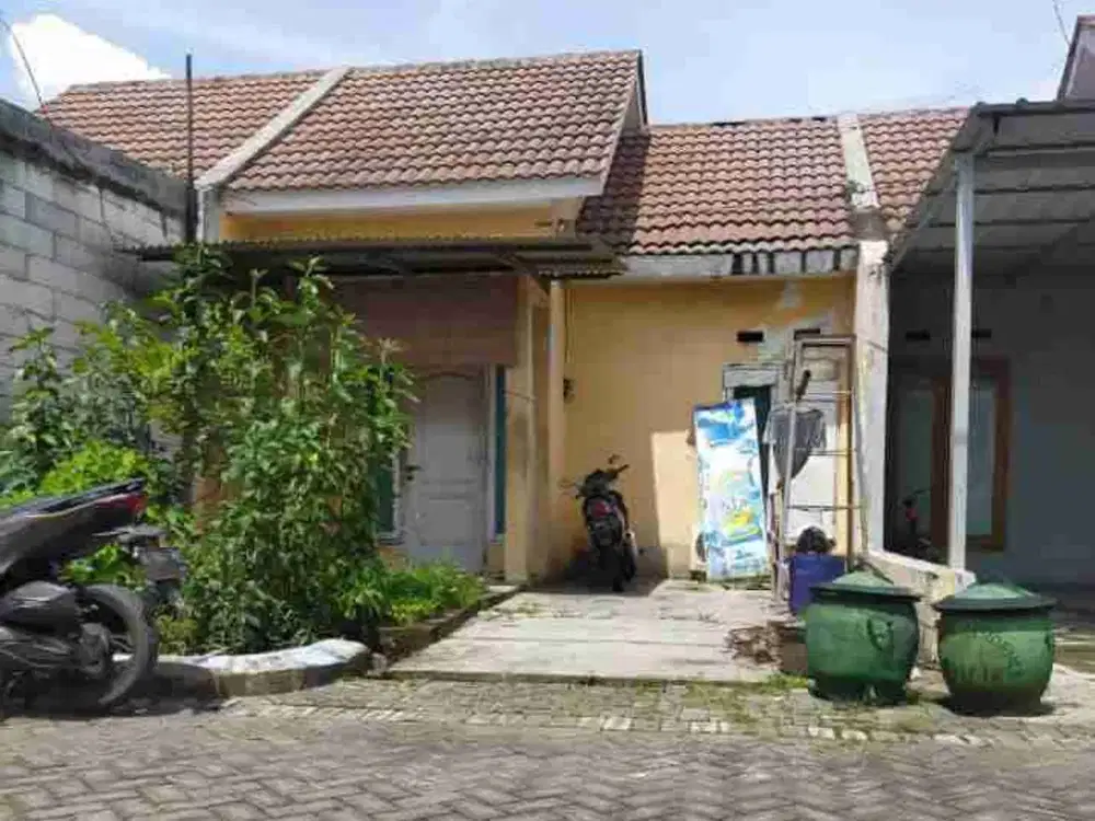 Rumah Hitung Tanah Lokasi Perumahan Sapphire Residence Buduran Sidoarjo