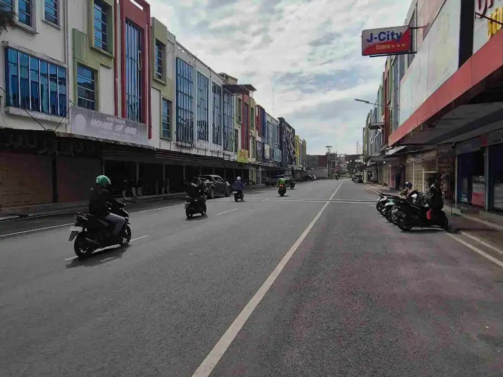 jual ruko gandeng, komplek J City, posisi strategis banget, harga nego, jamin cuan..