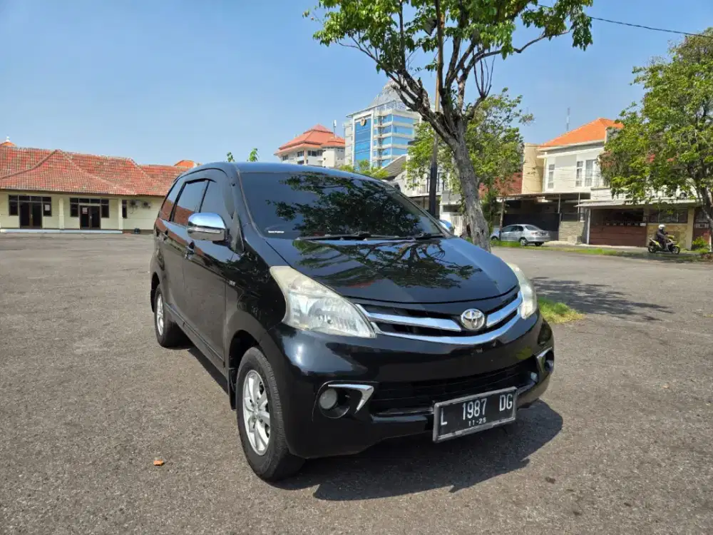 TOYOTA AVANZA 1.3 G Matic 2012