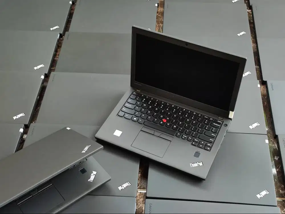 Laptop Lenovo Thinkpad X270 Ci5 GEN7 RAM 8GB SSD 256GB MANTAPP BOSKUHH