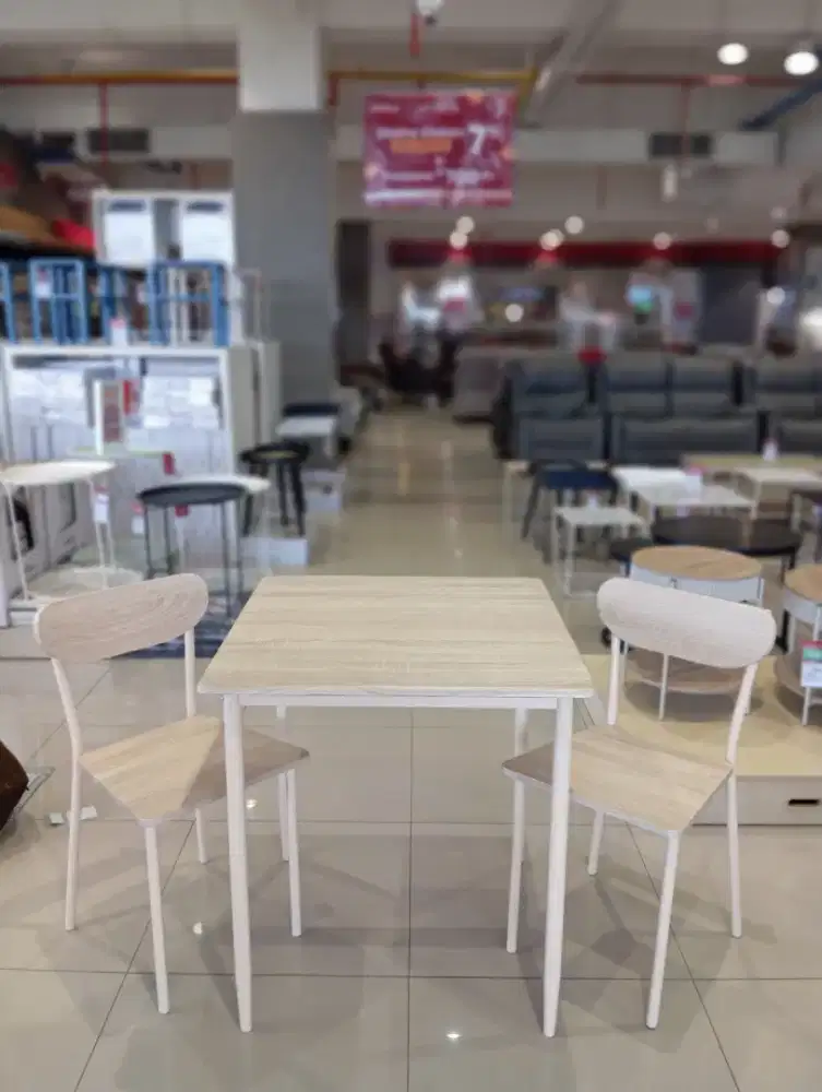Ready stok baru set meja makan minimalis