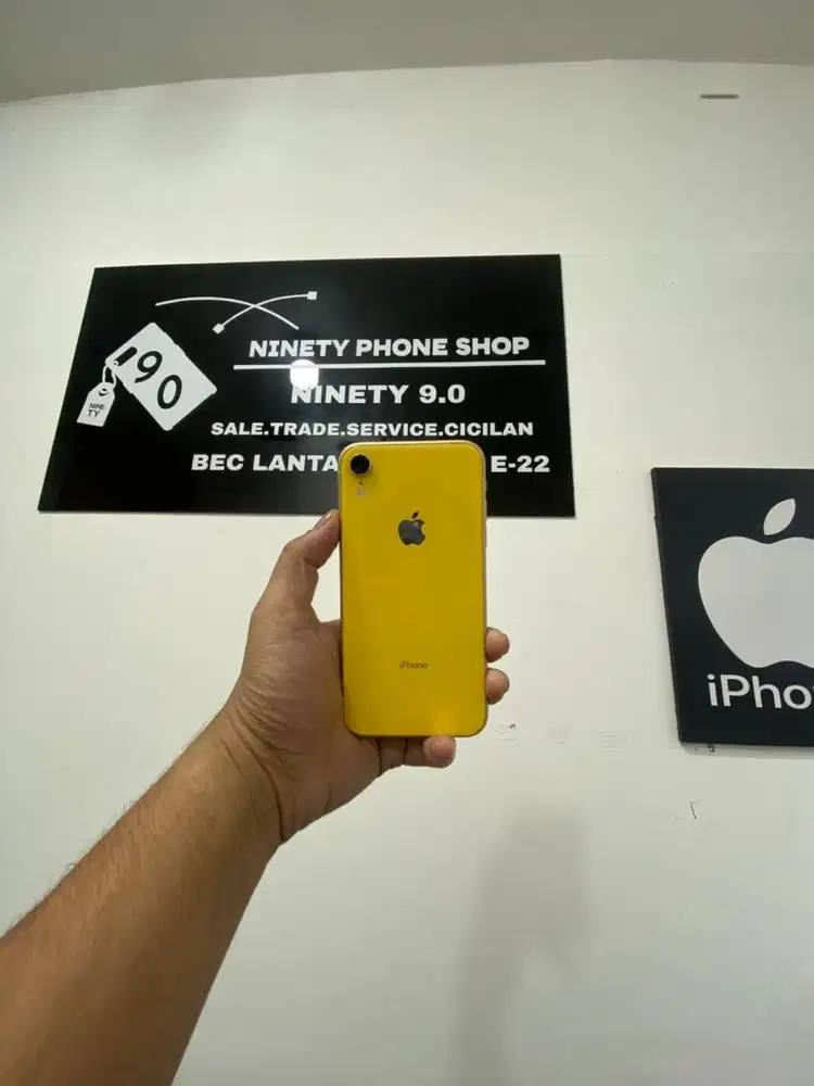 CREDIT IPHONE XR 128 WARNA YELOW
