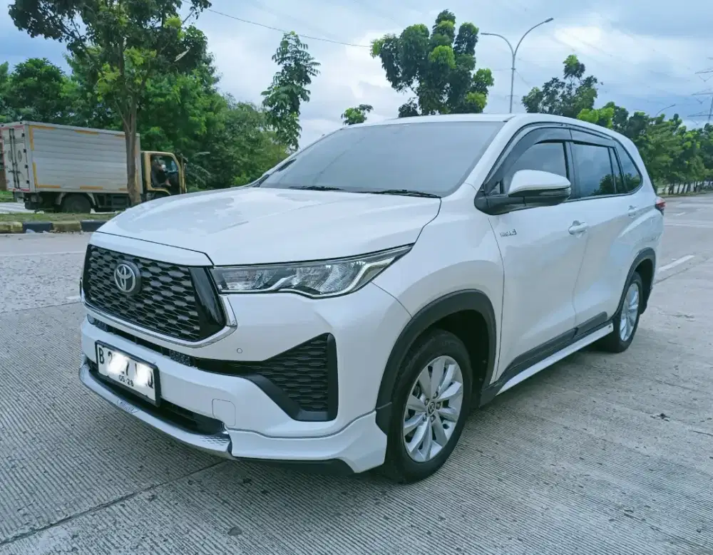 Zenix V hybrid modelista 2023