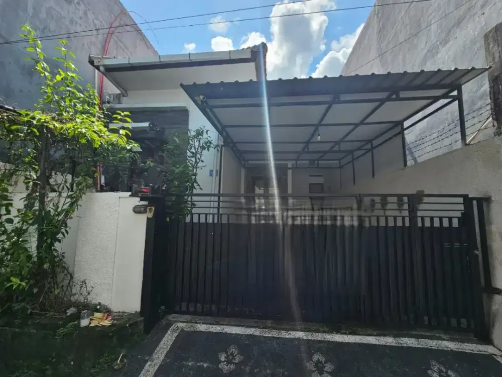 DI JUAL RUMAH BARU SELESAI DI RENOVASI JALAN GUNUNG GUNTUR , BALI