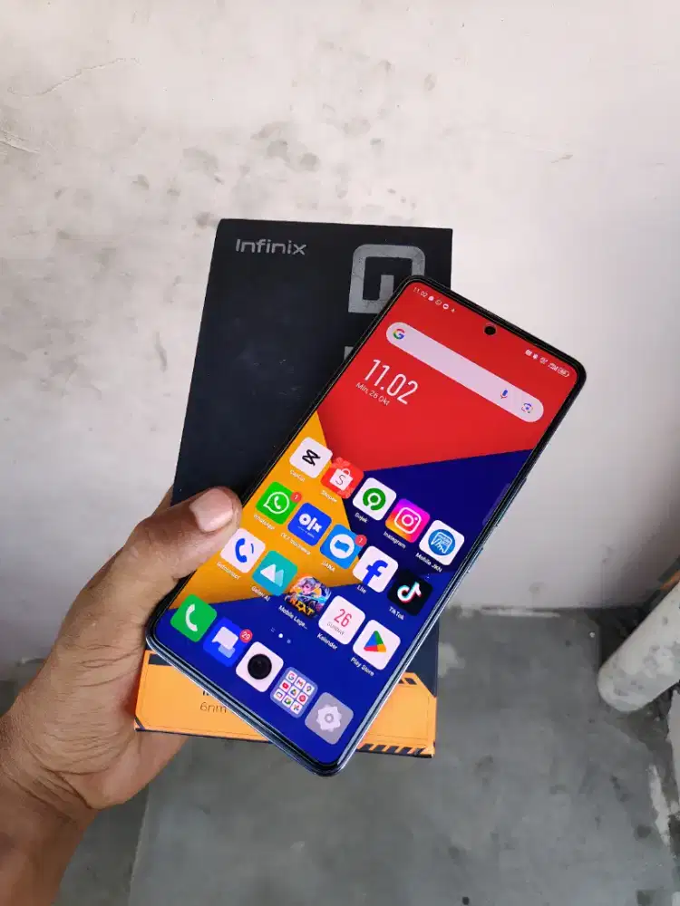 Infinik gt 10 pro mulus NFC amoled 8+8/256gb siap pake