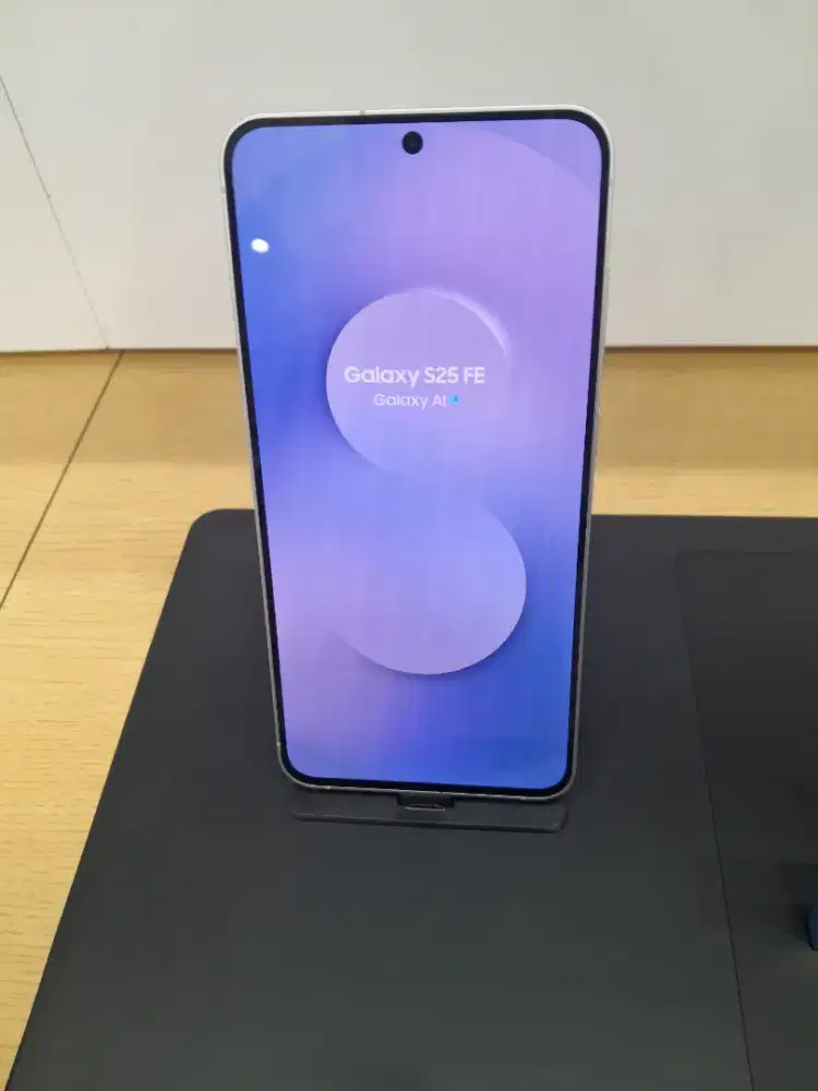 SAMSUNG GALAXY S25 FE
