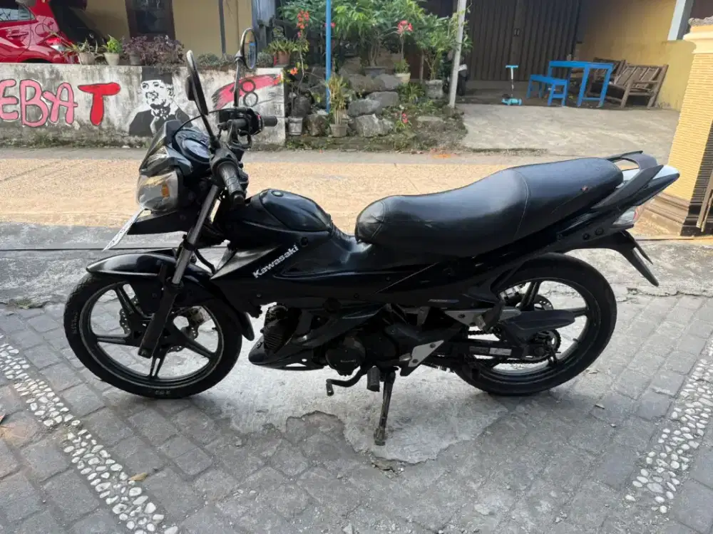 Kawasaki athlete THN 2005 plat AA Purworejo