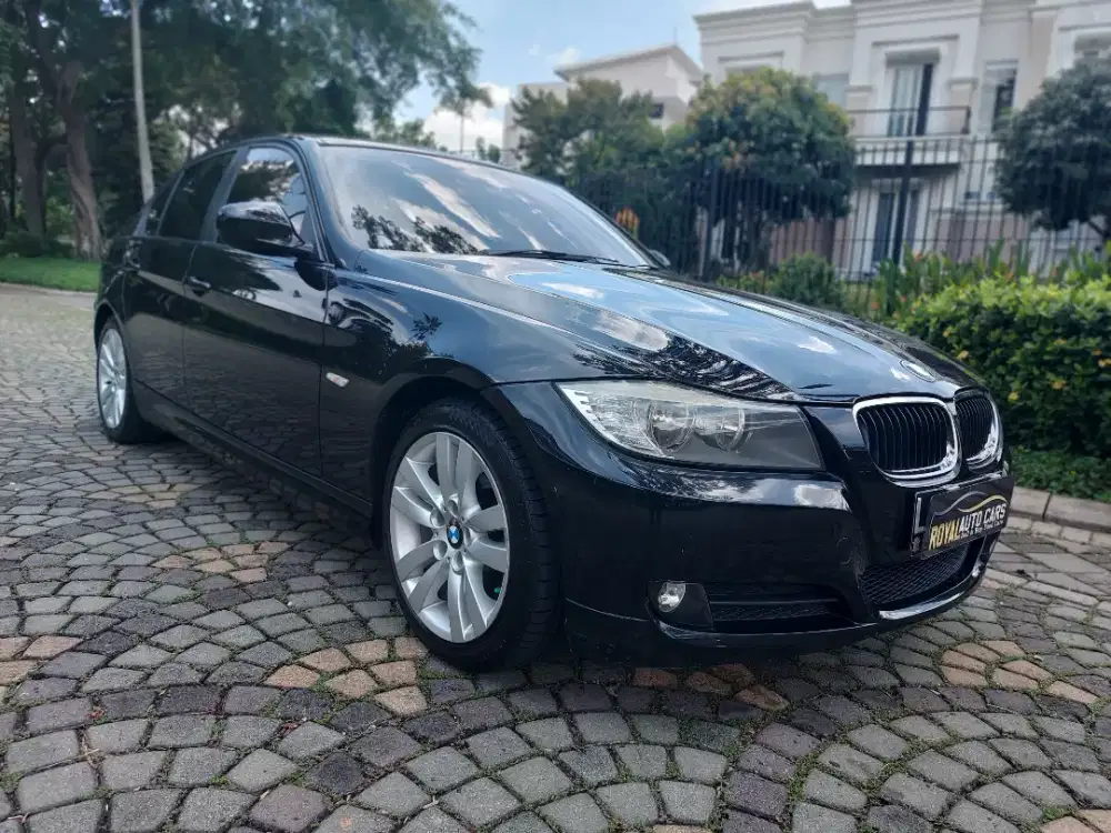 LOW ODO!! BMW 320i E90 LCI Facelift 2011