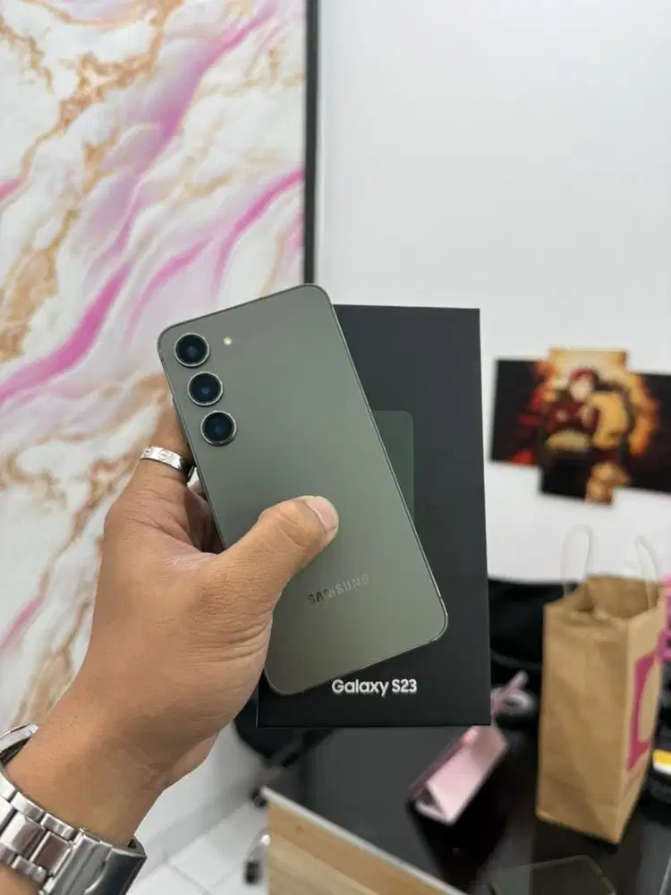 Sein Samsung S23 8/256gb murah minus lecet pemakaian aja