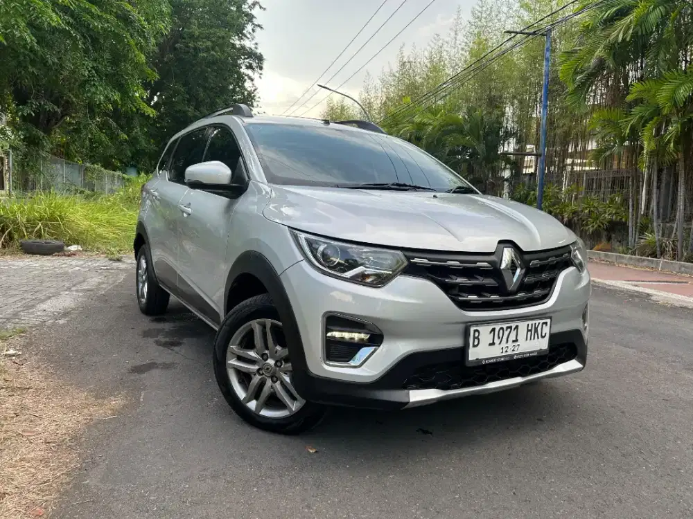 Renault Triber RXZ 1.0 2021 pmk 2022 AMT Matic AT calya 3 Baris Silver
