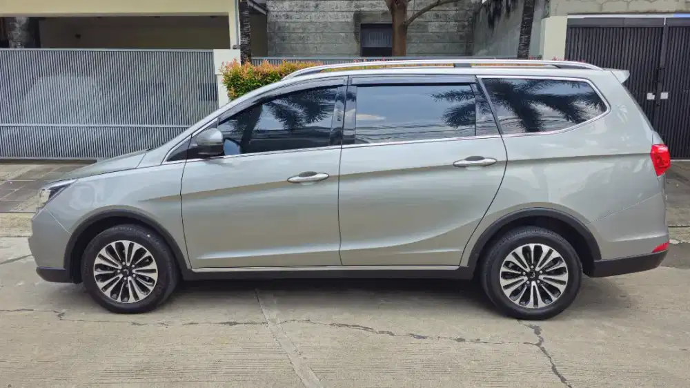 2022 Wuling Cortez 1.5 EX Lux MPV - EX LUX