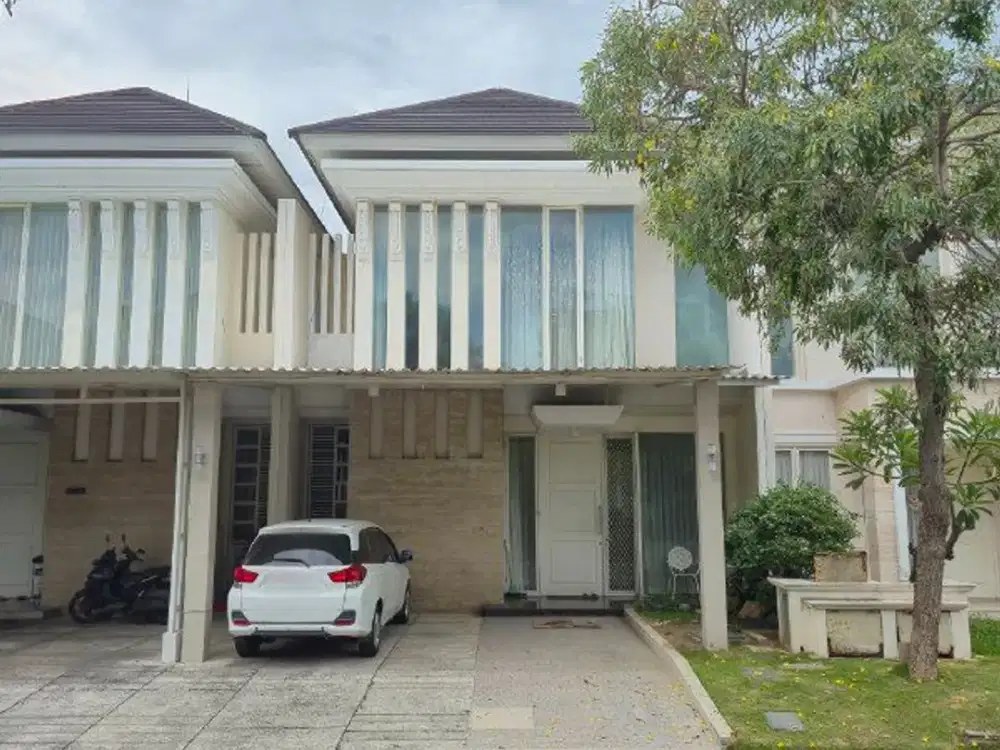 Rumah Imperial Beach Pakuwon City  MINIMALIS SIAP HUNI FURNISH