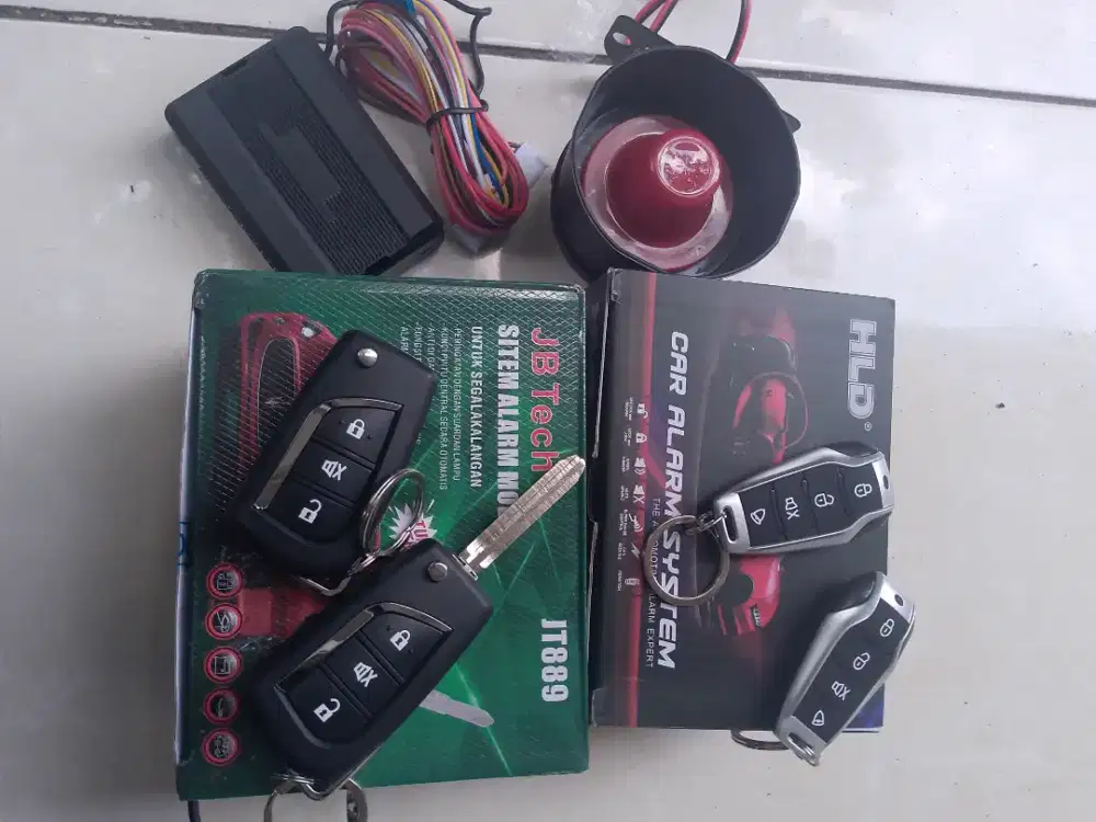Pemasangan Remot alarm mobil