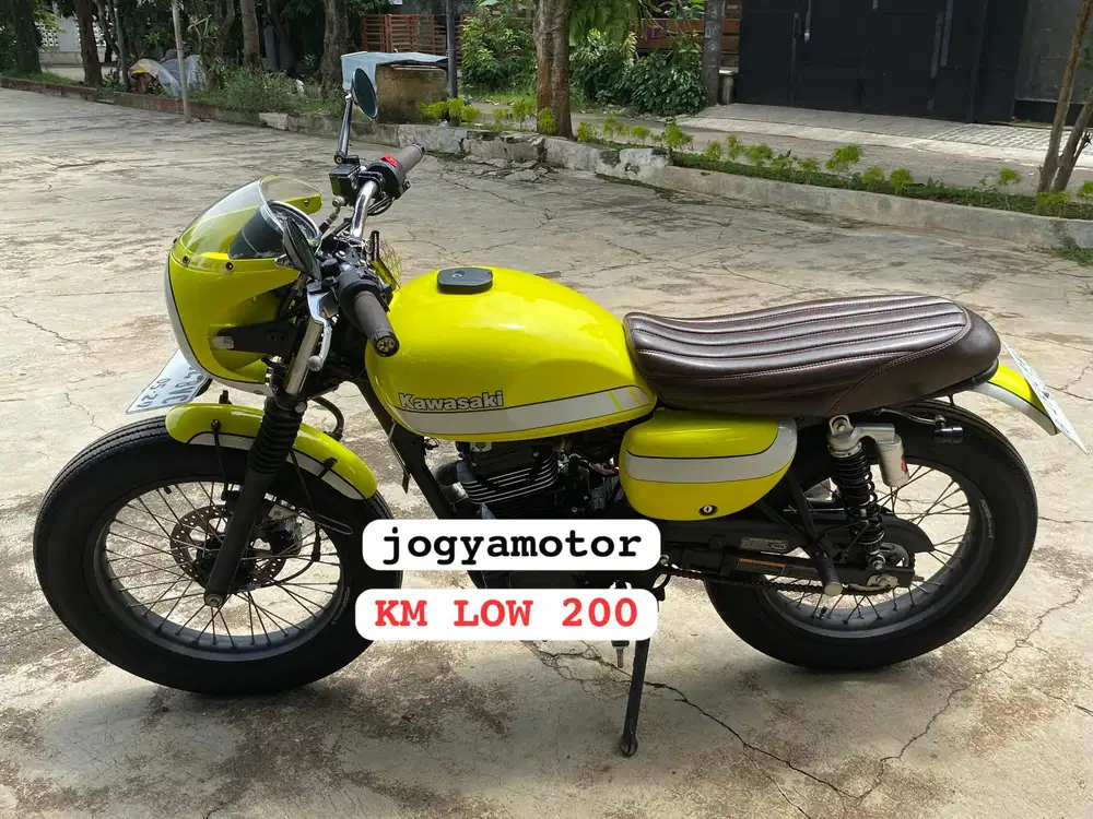 Kawasaki w 175 cafe 2019