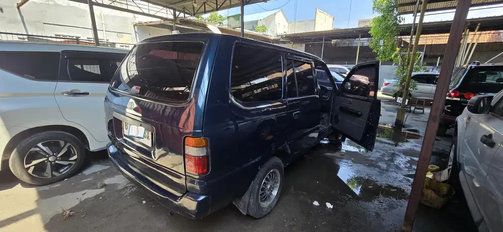 Toyota Kijang 1999 Bensin