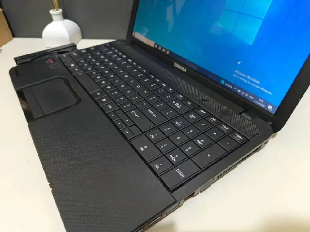 Toshiba C855D keyboard Numerik Ram 6gb Second